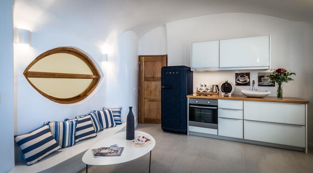 Elite Luxury Suites Oía Rum bild