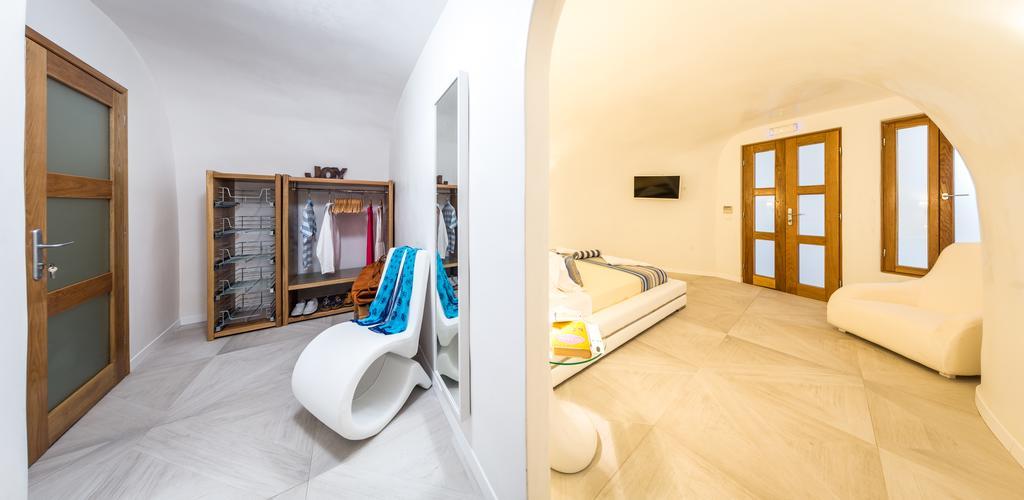 Elite Luxury Suites Oía Rum bild